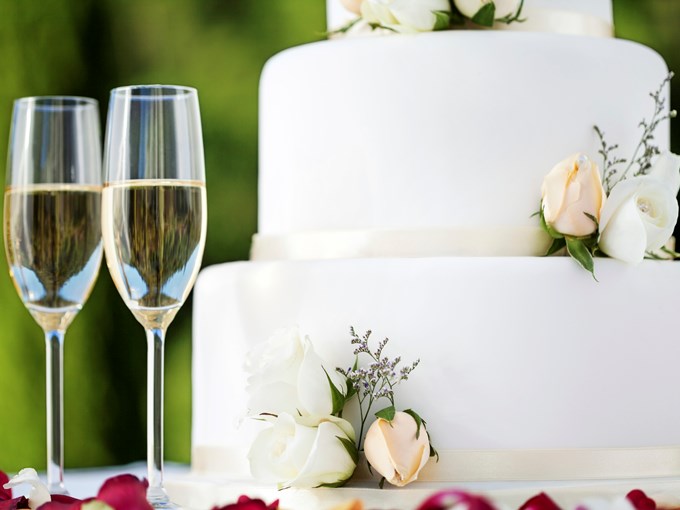 Tier Cake and Champagne Example for Weddings at Swarthmore